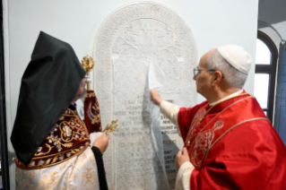 16-Apostolic Journey to T&uuml;rkiye: Prayer Visit to the Armenian Apostolic Cathedral