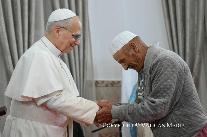 2-Apostolic Journey to Algiers: Visit to the Nursing Home of The Little Sisters of The Poor