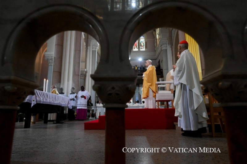 3-Viaje apost&oacute;lico a Argelia: Santa Misa en la Bas&iacute;lica de San Agust&iacute;n