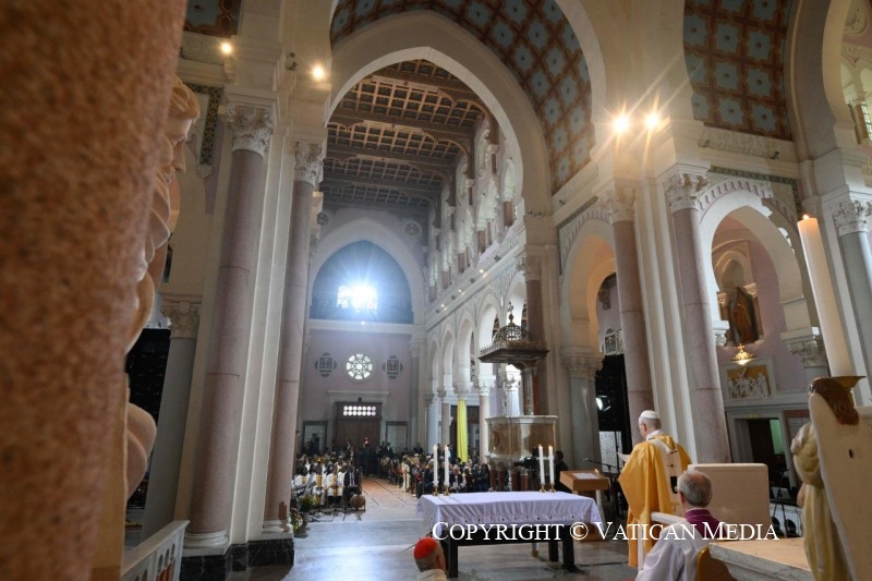 13-Viaje apost&oacute;lico a Argelia: Santa Misa en la Bas&iacute;lica de San Agust&iacute;n