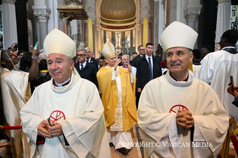 18-Viaje apost&oacute;lico a Argelia: Santa Misa en la Bas&iacute;lica de San Agust&iacute;n