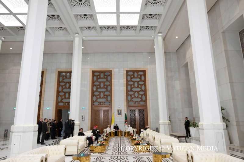 12-Viaje apost&oacute;lico a Argelia: Visita a la Gran Mezquita de Argel