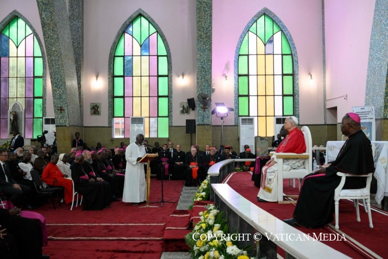 4-Viaje apost&oacute;lico a Angola: Encuentro con los obispos, los sacerdotes, los consagrados, las consagradas y los agentes pastorales en la parroquia de Nuestra Se&ntilde;ora de F&aacute;tima