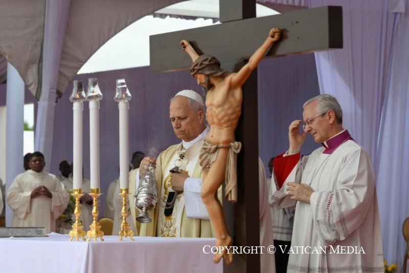 9-Viagem Apost&oacute;lica a Angola: Santa Missa 