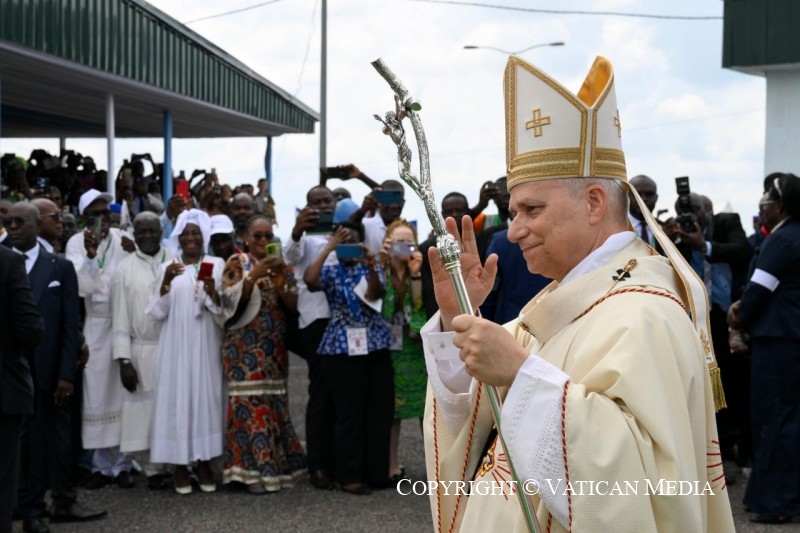 2-Apostolic Journey to Camerun: Holy Mass