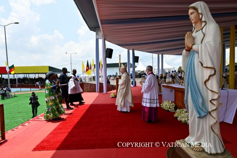 7-Apostolic Journey to Camerun: Holy Mass
