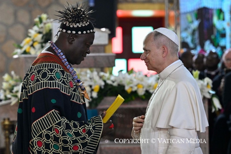 6-Apostolic Journey to Camerun: Meeting for Peace with the Community of Bamenda 