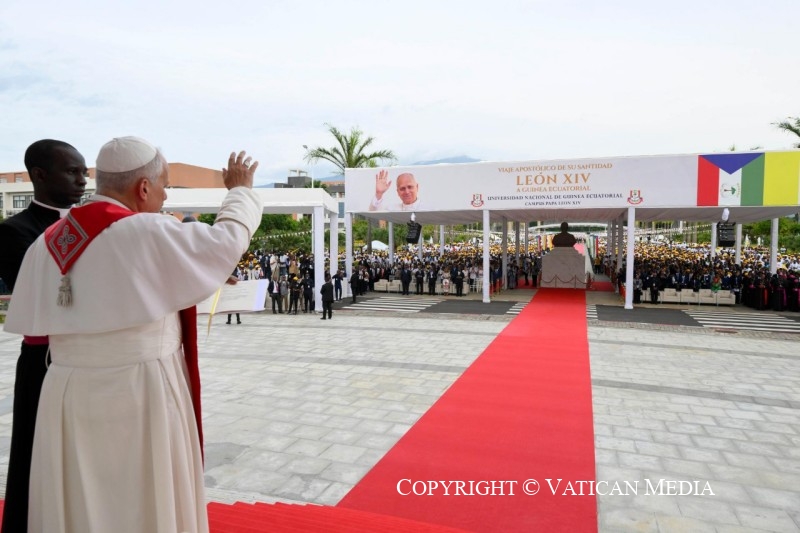 15-Apostolic Journey to Equatorial Guinea: Meeting with the World of Culture