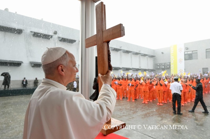 7-Viaje apost&oacute;lico a Guinea Ecuatorial: Visita a la prisi&oacute;n de Bata