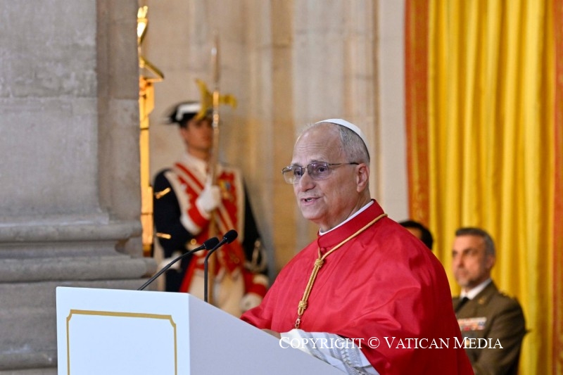 6-Apostolic Journey to Spain: Meeting with the Authorities, Civil Society and the Diplomatic Corps