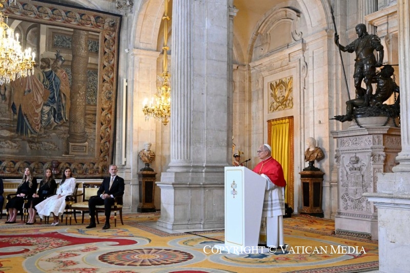 10-Apostolic Journey to Spain: Meeting with the Authorities, Civil Society and the Diplomatic Corps