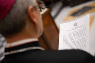 8-Giuramento degli officiali e addetti al Conclave