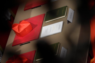 9-Ingresso in Conclave e il giuramento