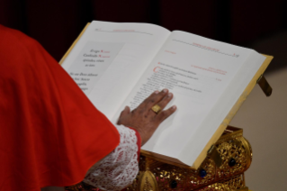 16-Ingresso in Conclave e il giuramento