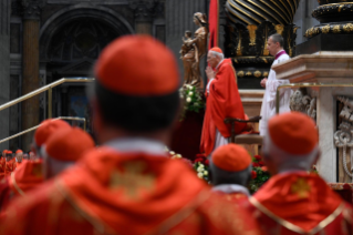 13-Holy Mass for the Election of the Roman Pontiff