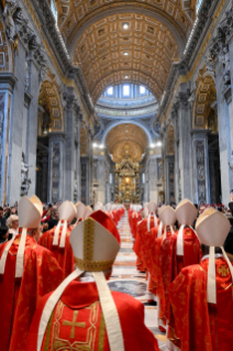 15-Holy Mass for the Election of the Roman Pontiff