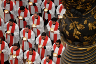 29-Holy Mass for the Election of the Roman Pontiff