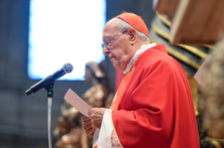 9-Santa Messa nel V giorno dei Novendiali