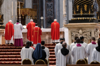13-Santa Messa nel V giorno dei Novendiali