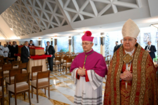 5-Traslado del ferétro del Romano Pontífice Francisco a la Basílica Vaticana