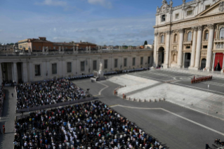 12-Traslado del ferétro del Romano Pontífice Francisco a la Basílica Vaticana