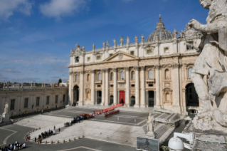 19-Traslado del ferétro del Romano Pontífice Francisco a la Basílica Vaticana