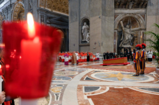 38-Traslado del ferétro del Romano Pontífice Francisco a la Basílica Vaticana